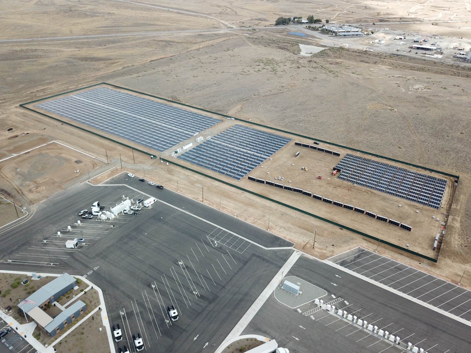 Aerial view of Bakersfield solar deployment beside the charging site.